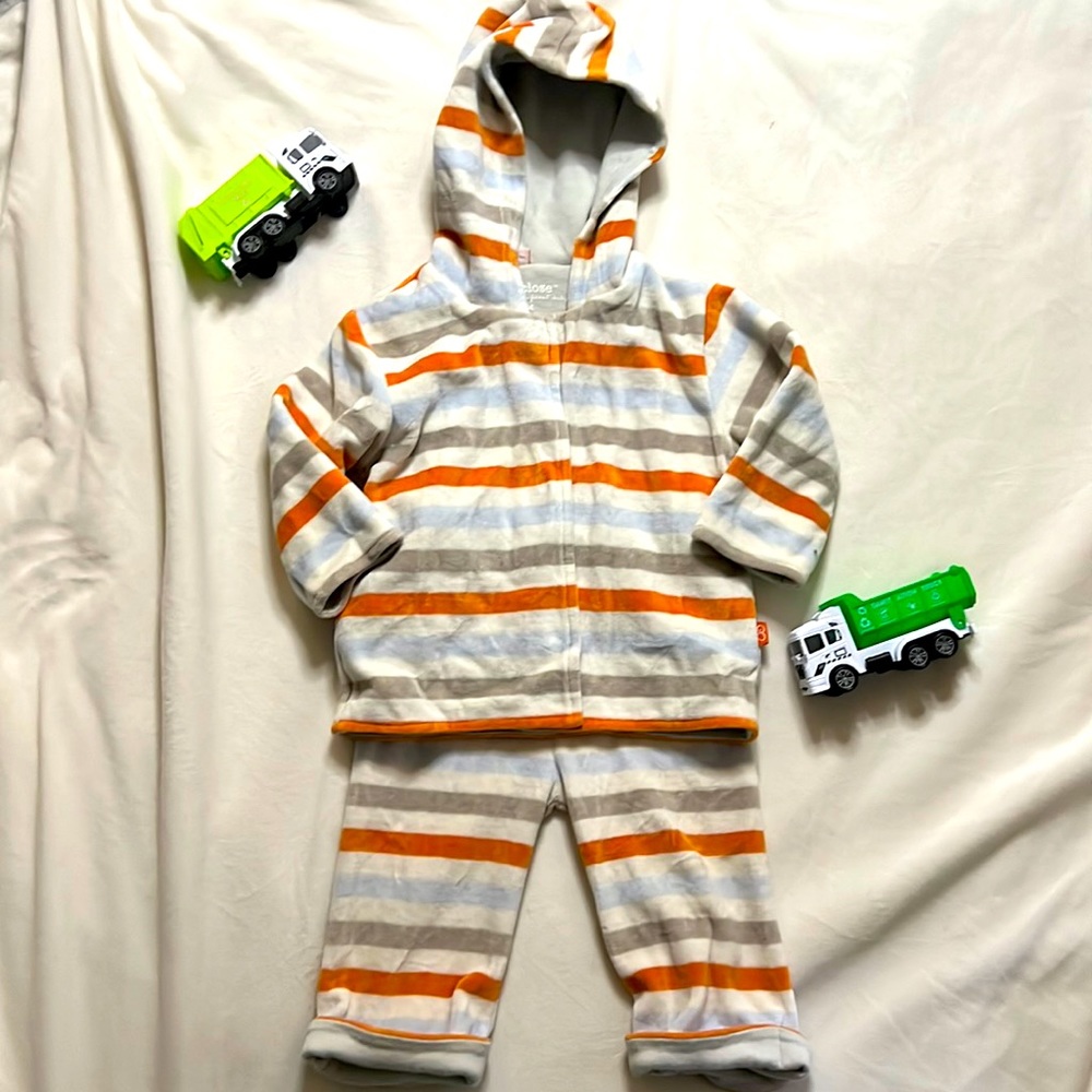 “Smart Close” by magnificent baby outfit